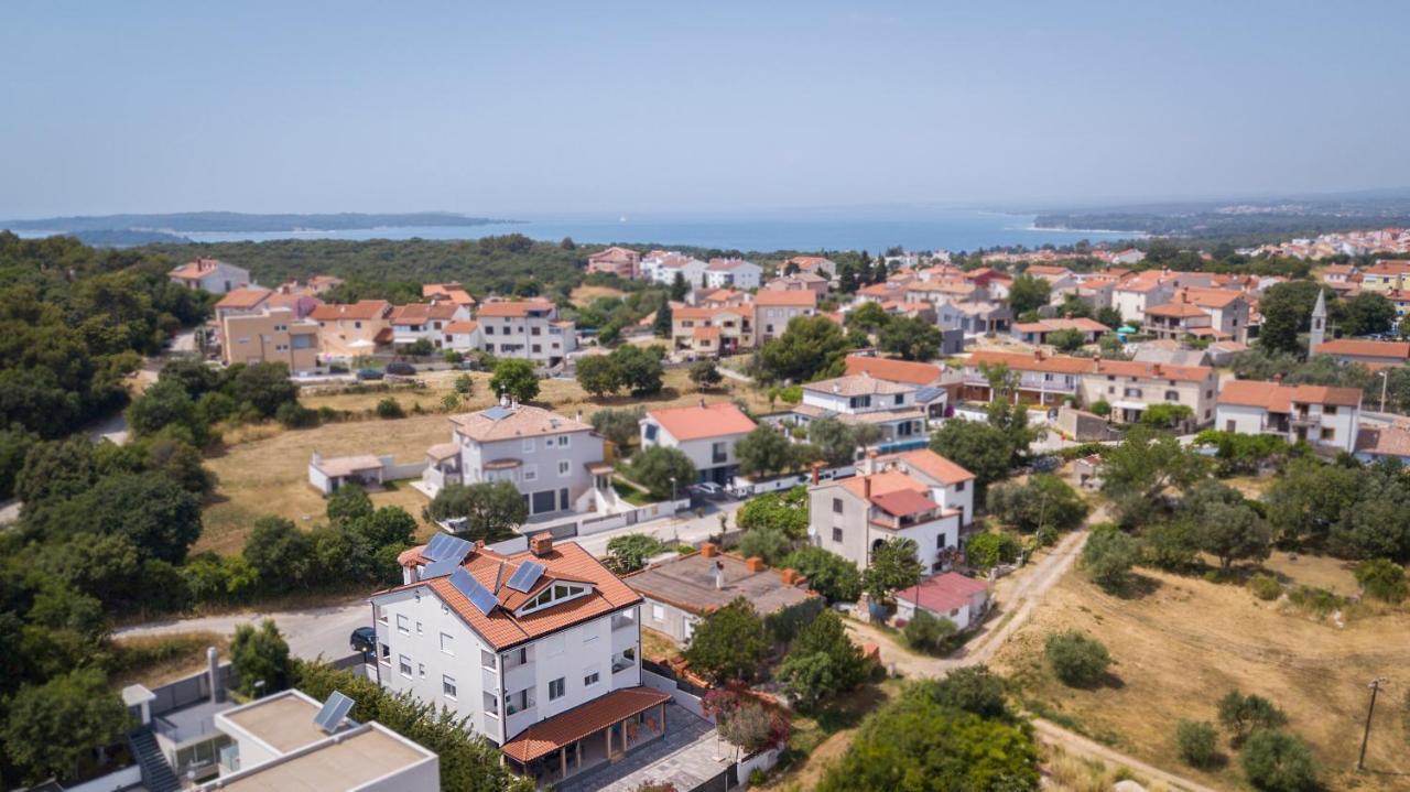 Apartments Adriana Пула Екстер'єр фото