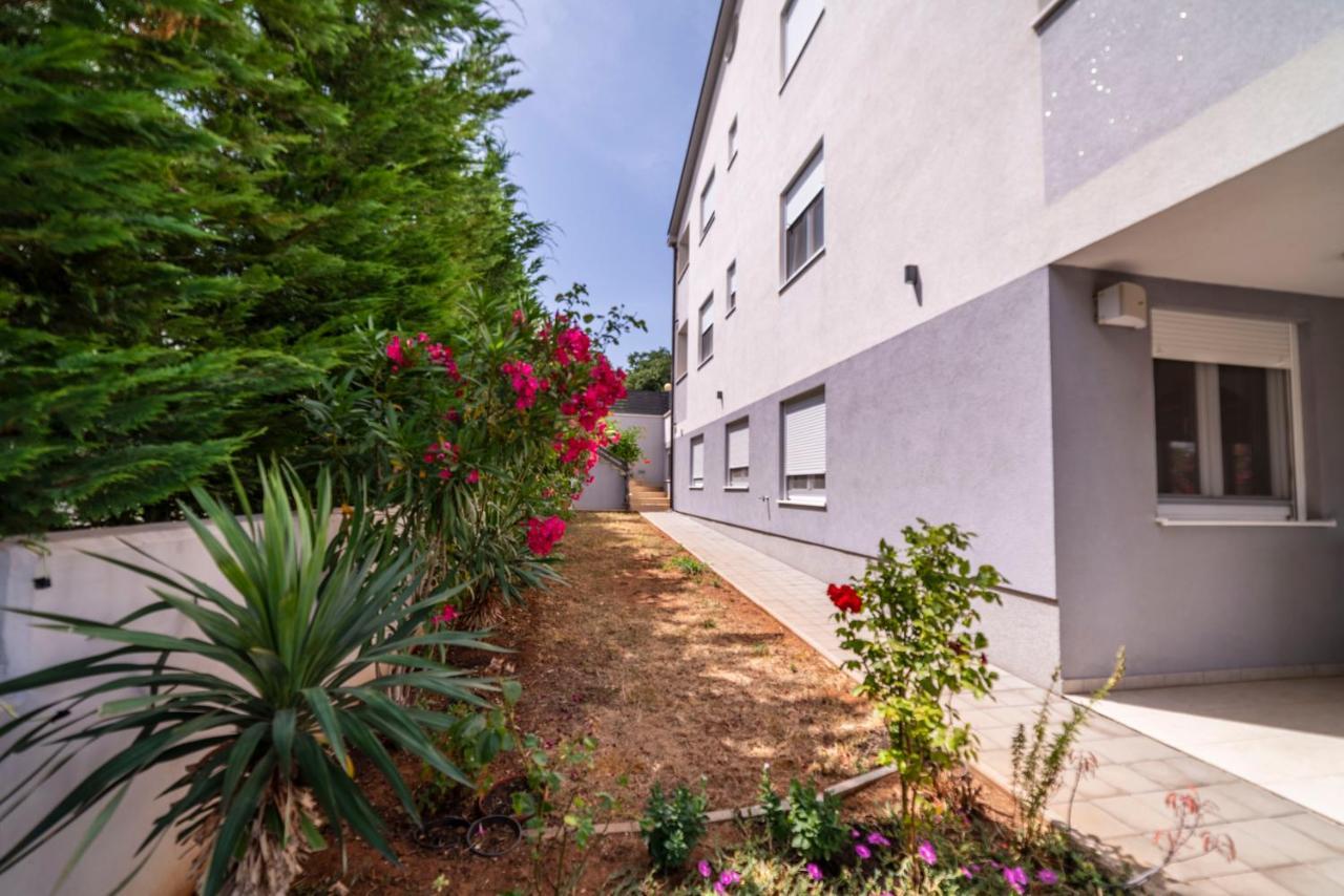 Apartments Adriana Пула Екстер'єр фото