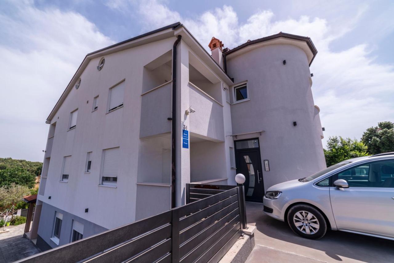 Apartments Adriana Пула Екстер'єр фото