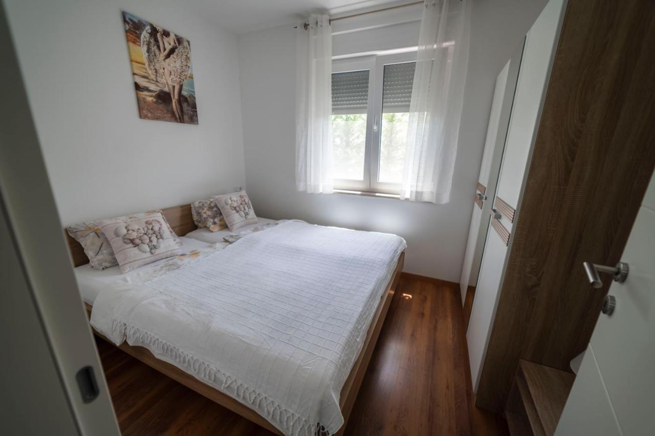 Apartments Adriana Пула Екстер'єр фото