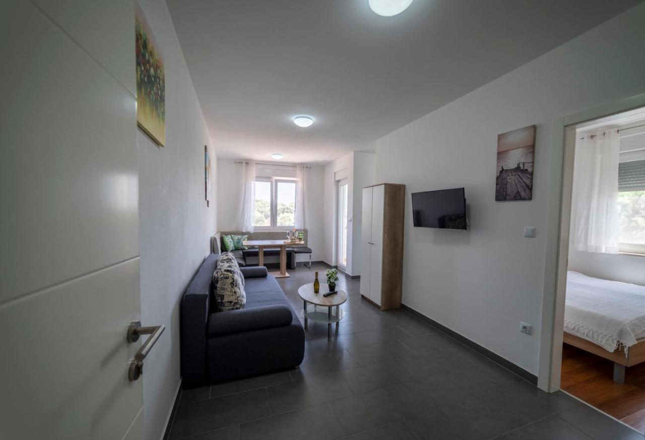 Apartments Adriana Пула Екстер'єр фото